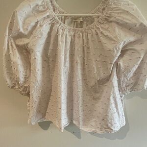ANN MASHBURN White Textured Top with pink bow detail size M
